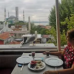 Hotel Redamancy Istanboel