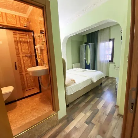Hotel Redamancy