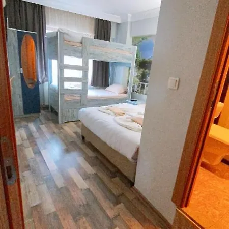 Hotel Redamancy 2*