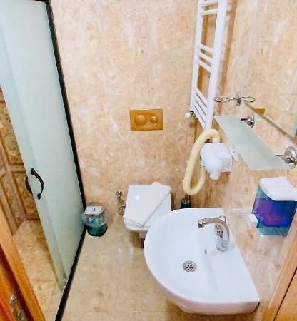 Hotel Redamancy 2*